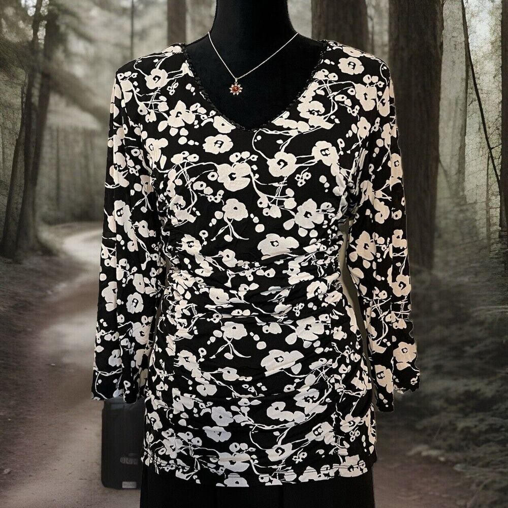 Y2K Black & White Floral Top Sz XL Bead Trim Ruched Whimsigoth Fairygrunge